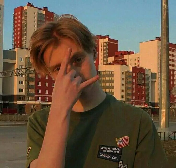 Daniel Padilla's avatar